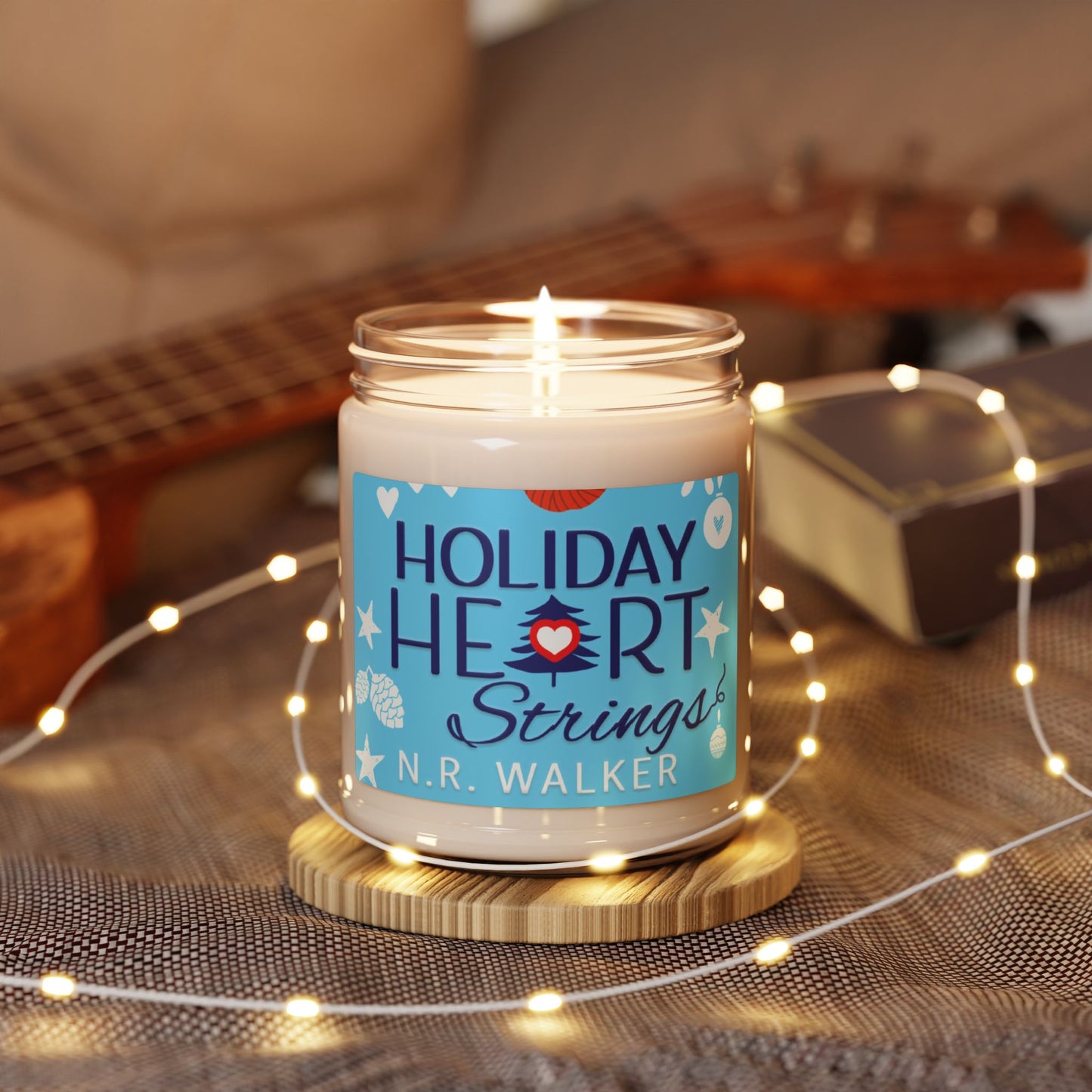 Holiday Heart Strings Scented Soy Candle - 9oz
