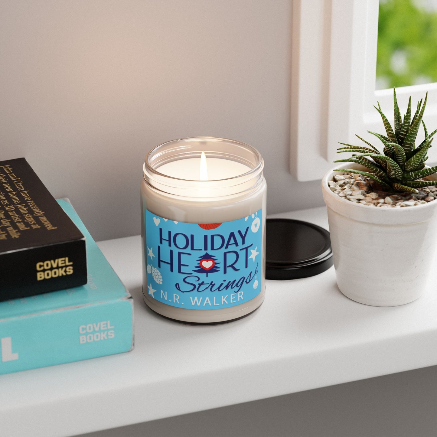 Holiday Heart Strings Scented Soy Candle - 9oz