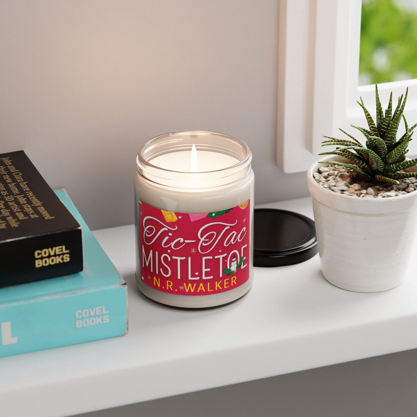 Tic-Tac Mistletoe Scented Soy Candle - 9oz Holiday Aromatherapy